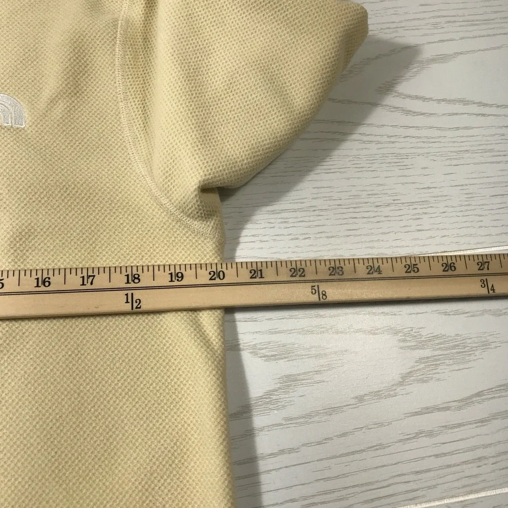 The North Face Quarter Zip Pullover Mens M Beige Waffle Knit Mock Neck Sweater